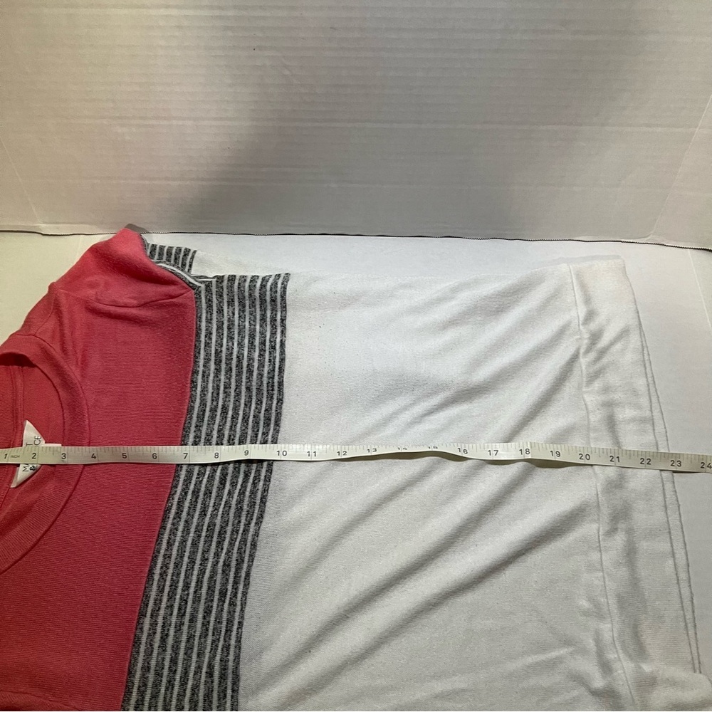 Market & Spruce Pink Stripe Colorblock Pullover shirt size Small - Picture 9 of 9